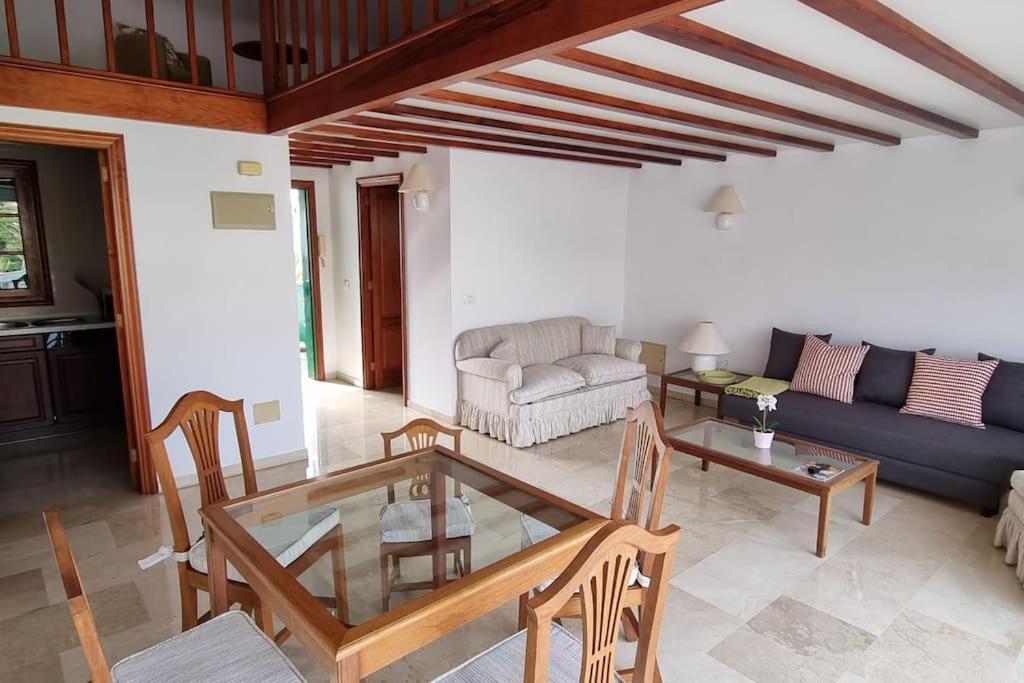 Flordetajinaste Apartment ปูแอร์โตเดลาครูซ ภายนอก รูปภาพ
